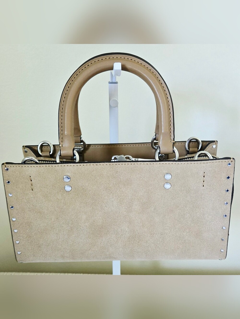 Coach Peanut Suede Rogue 26 - Picture 3 of 13